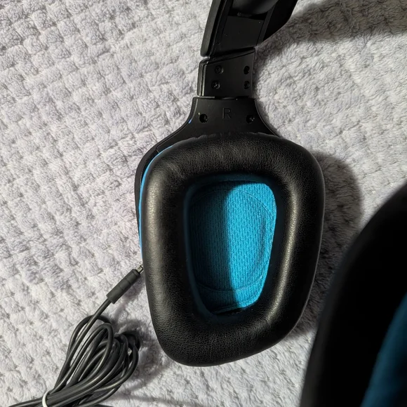 Logitech G432 Headset - Picture 7 of 11